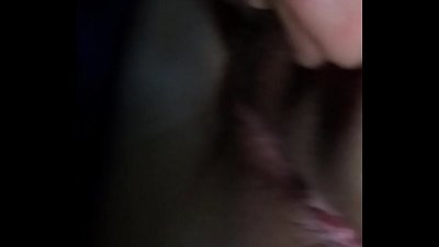 Pẹlu ọrẹbinrin kan ninu ọkọ ayọkẹlẹ